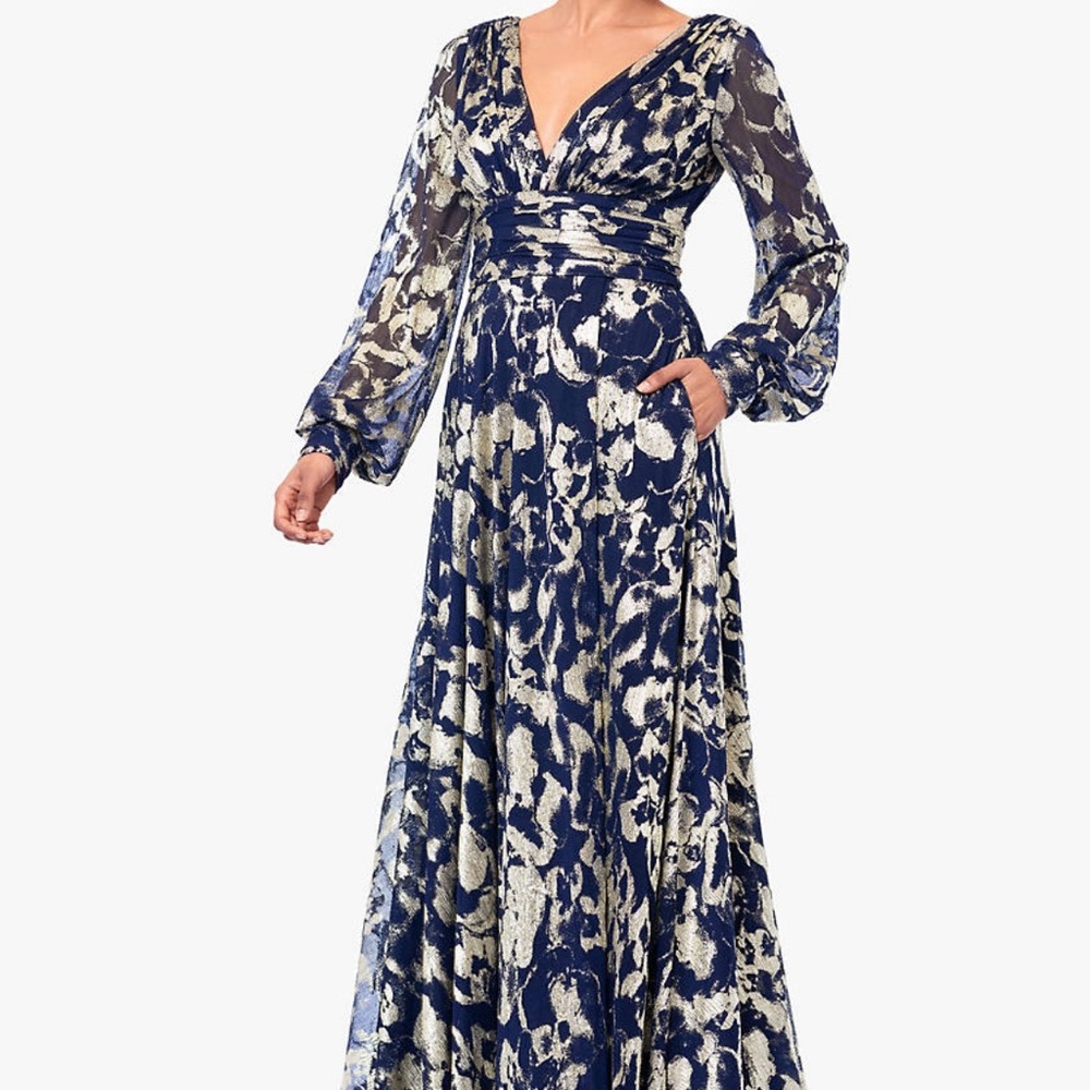 Elegant Blue and Gold Long Sleeve Dress